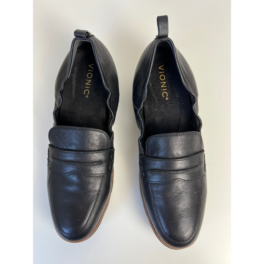 Vionic Cynthia II Penny Loafers US 9 Black Leather Orthotic Comfort Lug Sole
